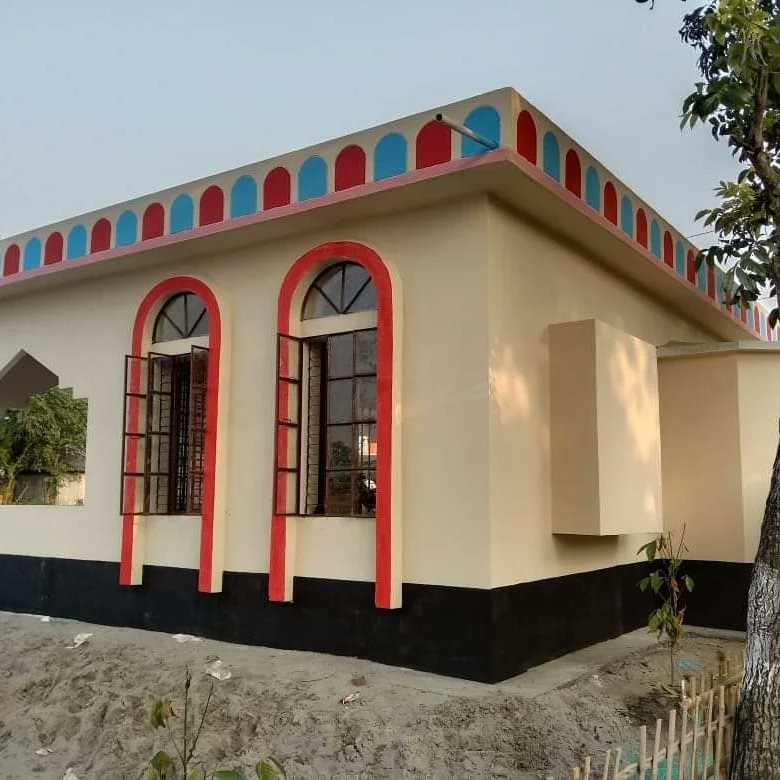 SabaSanabil's tweet photo. একসময় এই চরের বাচ্চারা মাদ্রাসায় পড়ার জন্য নৌকায় করে অন্য এক স্থানে বহুদূর যেতে হতো।
লোকেশনঃ পশ্চিম ধনিরাম চর মিখলি, ফুলবাড়ি, কুড়িগ্রাম
মসজিদের নামঃ মাসজিদুল ওম ও হাফিযি মাদ্রাসা
খরচঃ প্রায় ৪.৫ লক্ষ টাকা
#MP31
#SABASANABIL https://t.co/upGhG3Lk41