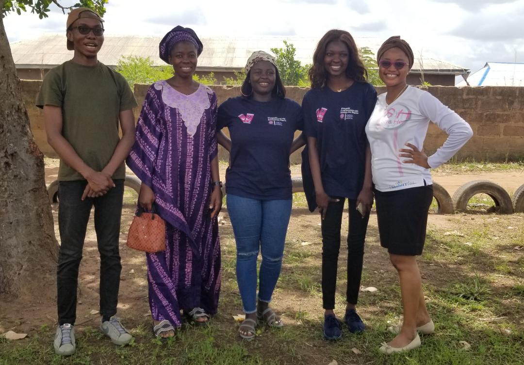SheHerproject's tweet photo. Thank you @SanitaryAidNG &amp; @DivaPads for a wonderful session.

#MHDay2022 #WeAreCommitted #PeriodEducationForAll https://t.co/fx3ihgEbIm