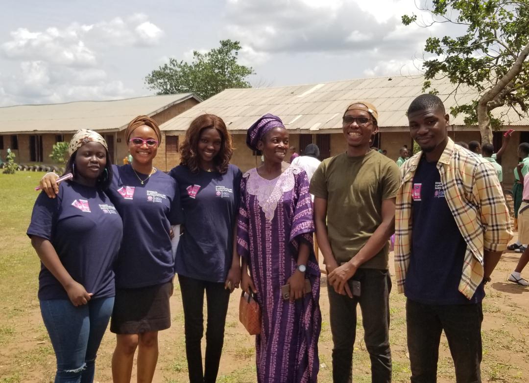 SheHerproject's tweet photo. Thank you @SanitaryAidNG &amp; @DivaPads for a wonderful session.

#MHDay2022 #WeAreCommitted #PeriodEducationForAll https://t.co/fx3ihgEbIm