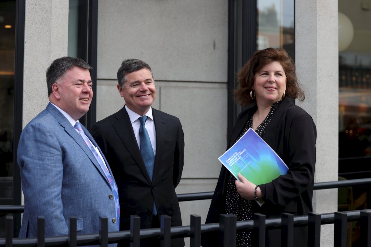 I was delighted to open Blockchain Ireland Week 2022 today 

At the first #BlockchainIrelandWeek in 2019, there were 50 companies in Ireland working with blockchain - it's now close to 150.

The technology develops at a rapid pace, we can't see these changes pass us by. #biw22