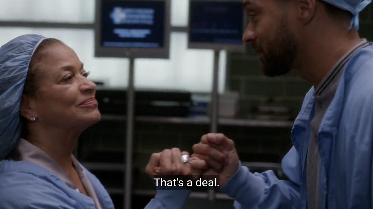 darkntwisty007's tweet photo. Catherine and Jackson made a promise to each other to watch Harriet's first solo surgery soon. I hope that Harriet also wants to be like his parents and grandparents (Surgeons).
#GreysAnatomy #Japril #japrilreturn https://t.co/0d2QXGxeXH