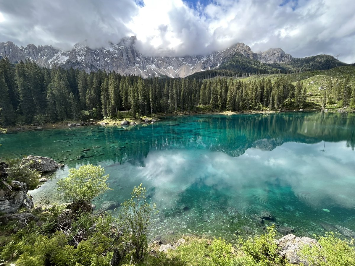 kathygibbsbim's tweet image. A most amazing stop… 

#MountainWalks #Lakes #SpruceTrees #Mountains