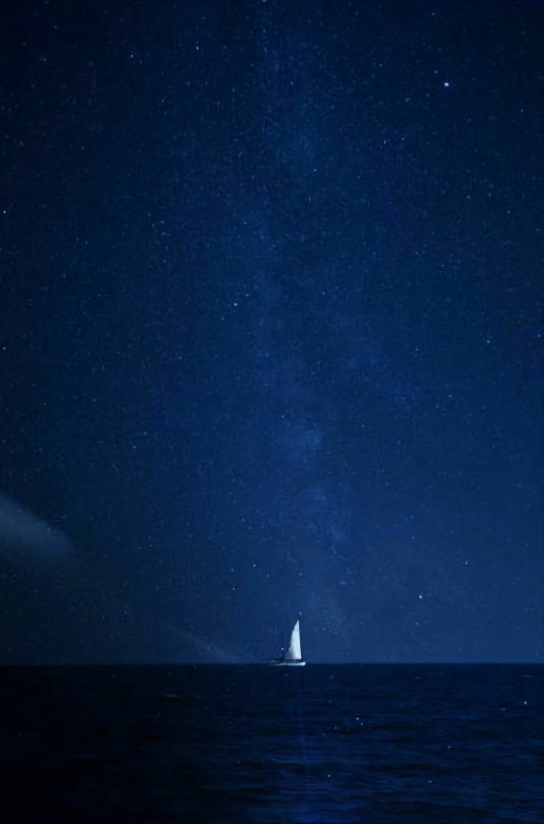 "ราตรีสวัสดิ์นะคะ ขอให้เป็นค่ำคืนที่งดงามแด่ทุกท่านค่ะ"

"และแด่เหล่านักเดินทางทั้งหลาย ขอให้ค่ำคืนนี้ น่านฟ้าสว่างไสวไปด้วยหมู่ดาว ไร้พายุและภยัตนรายต่างๆนา เพื่อที่พวกท่านจักได้เดินทางถึงจุดหมายโดนสันติภาพ"

"ดวงดาราจักคอยเฝ้ามองพวกท่านจากบนฟากฟ้ายามค่ำคืนค่ะ♊️"