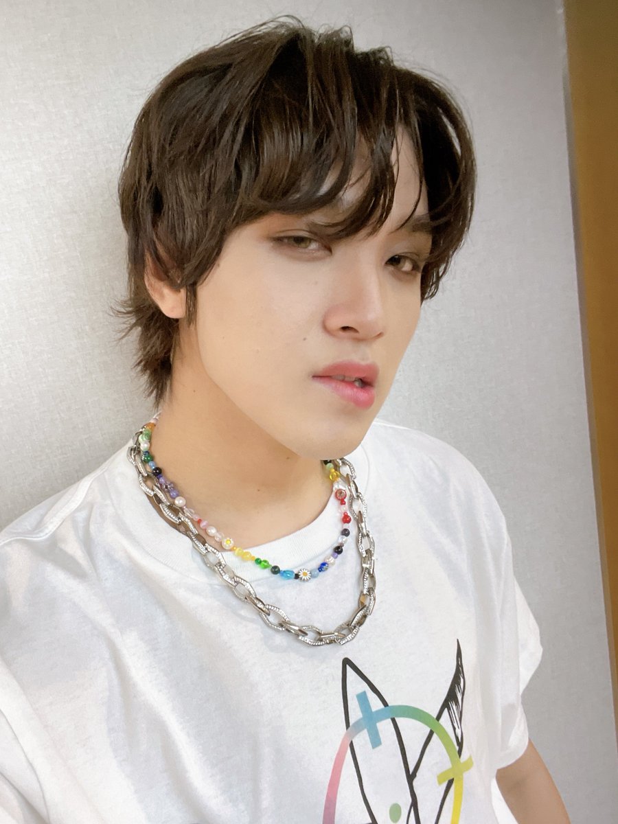 yuckng's tweet photo. 해찬셀카중에 제일웃긴거 
받자마자 헛웃음부터나왔는데 결과물이 너무잘생겨서 아무말도못함 https://t.co/iE1lkVo3hd