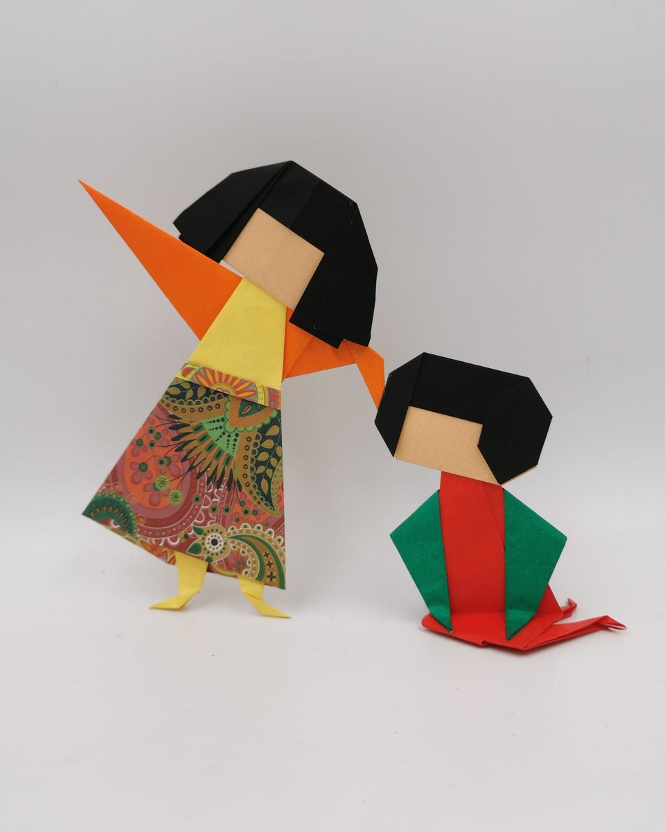 There are too many mama's boy and mama's girl who depend on their parents for everything and have no ideas of their own. My mother told me to stay away from such people.