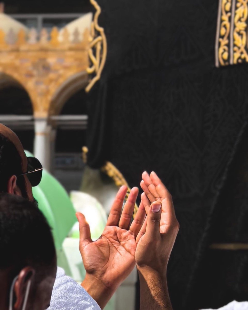 ✿⸀ ⠀

ولعلّ ما تلح به مُقدر لك💭💛.