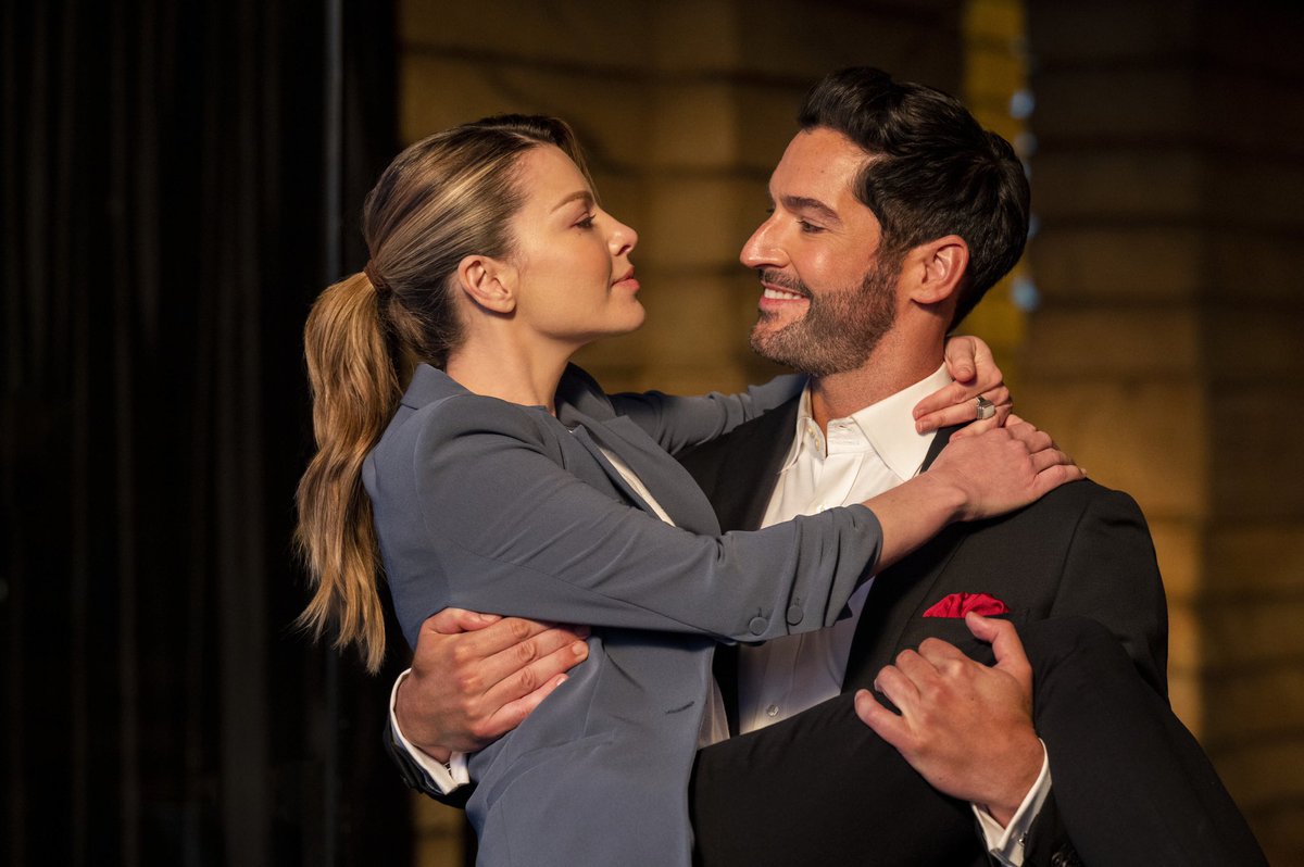 TellTaleTV_'s tweet image. #Lucifer wins Favorite Cable or Streaming Sci-Fi/Fantasy/Horror Series, Favorite Series Finale, AND Favorite Performer for #LaurenGerman as Chloe Decker! 🏆 📺 😈 
See the full list of winners for the 2022 #TellTaleTVAwards right here: telltaletv.com/2022/05/the-20…
