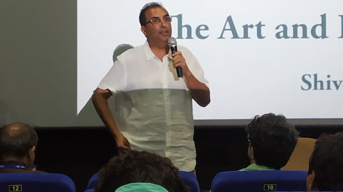 Film archivist #ShivendraSinghDungarpur gave a masterclass on Film Restoration at #MIFF2022. He spoke about how #DadasahebPhalke's first film #RajaHarishchandra was destroyed and he had to re-shoot the movie. @shividungarpur @Films_Division @PIB_India @FHF_Official