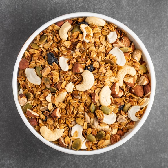 creativelyseema's tweet photo. That looks pretty healthy. It's a great idea to add nuts to the granola.
Read: https://t.co/7I6VBD3rxj
.
.
#nuts #almond #cashew #granola #formebar #nutritionbar #proteinbar #organic #vegan #glutenfree #superfood #plantbased #plantprotein #veganfood #organicfood https://t.co/s2Ul29Oe2u