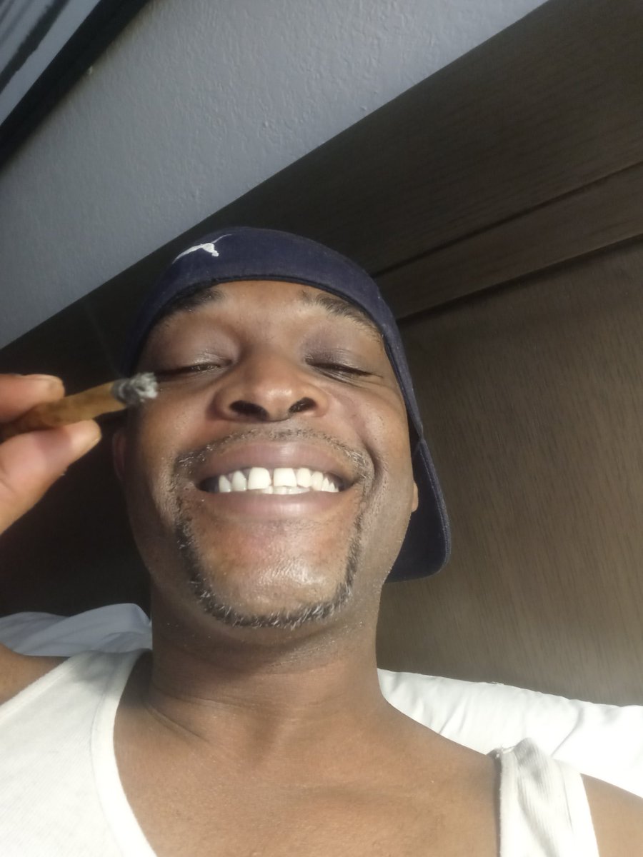 LARRYIRBY tweet media