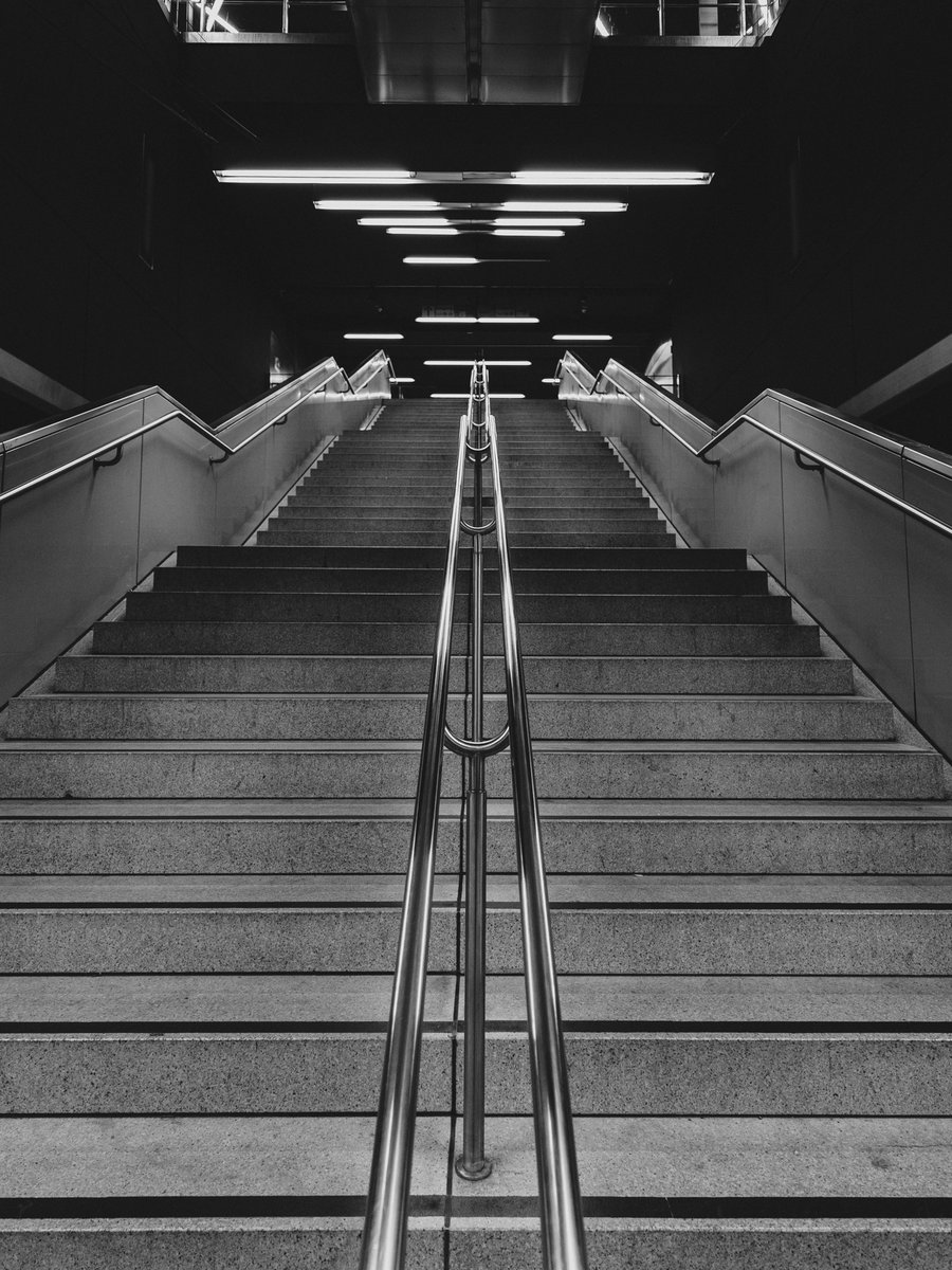 »charpeau« tweet media