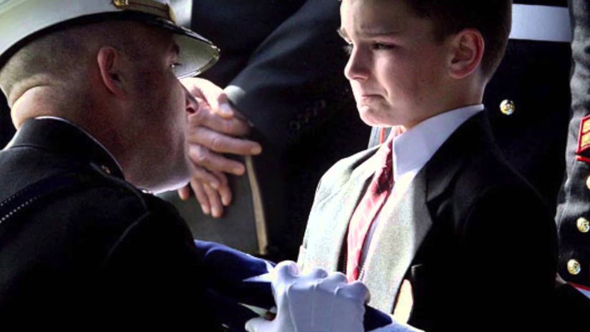 _BeyondBarriers's tweet photo. Today, we honor of the fallen patriots who gave their lives to preserve & defend our great Nation. We shall never forget their sacrifice! True #AmericanHeroes #ThankYou #RememberFallenHeroes #MemorialDay2022 #MemorialDay #Memorial #MemorialDayWeekend2022 https://t.co/czrng2AUMa https://t.co/kDTng5lKBK