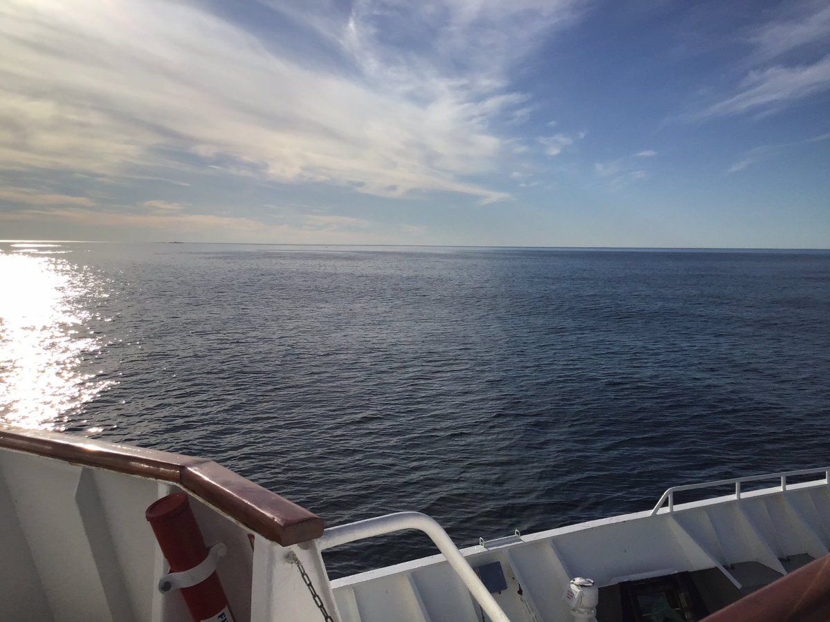 Feyenoor8195's tweet photo. Als je nu aan Piet Veerman denkt, hoef je nooit meer…#SailingHome https://t.co/nBHA8hKJZA