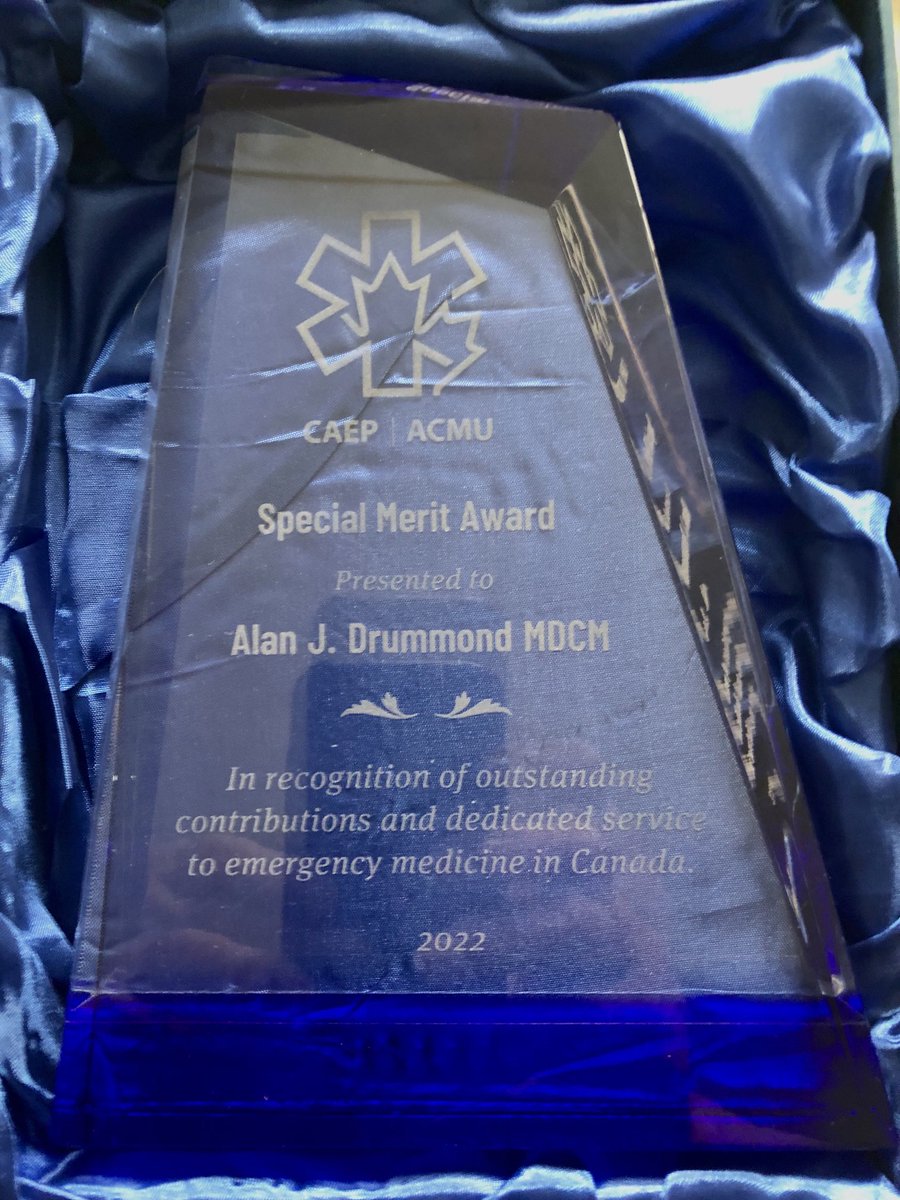 alandrummond2's tweet photo. To quote Borat. Very Nice. Thanks to @CAEP_Docs for the recognition. Accepted on behalf of an entire national cohort of tenacious, committed and courageous physicians. https://t.co/BCbFv5DftE