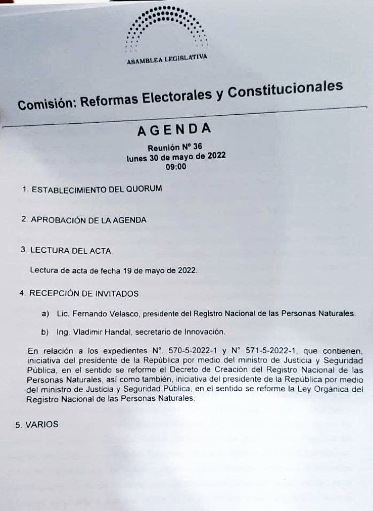 PrensaARENA's tweet photo. Sesiona la Comisión de Reformas Electorales y el diputado Alberto Romero participa en representación de @ARENAfraccion . https://t.co/T3DIIF4XJt