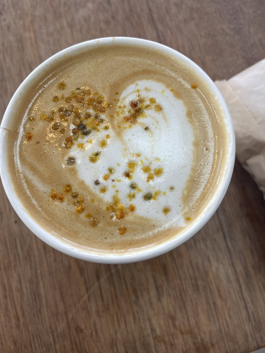 Bkdesign_'s tweet photo. #avidcoffee #lattelove #getmecoffee #CoffeeLover When you 💕love your barista….☕️ https://t.co/j9KVEzZAwP