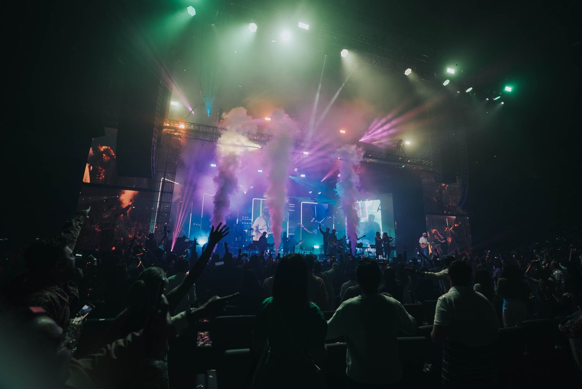 arijitsingh's tweet image. Thank You Washington DC and New Jersey ….
Looking forward tk Vancouver , Seattle and Phoenix this weekend …