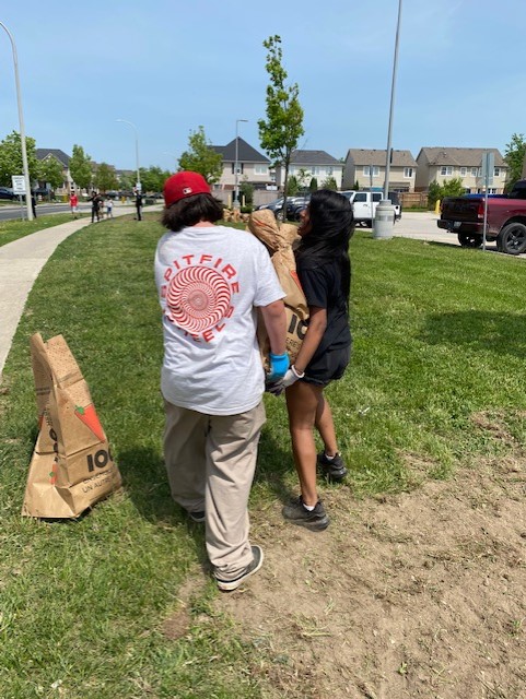 Ms. Rose tweet media