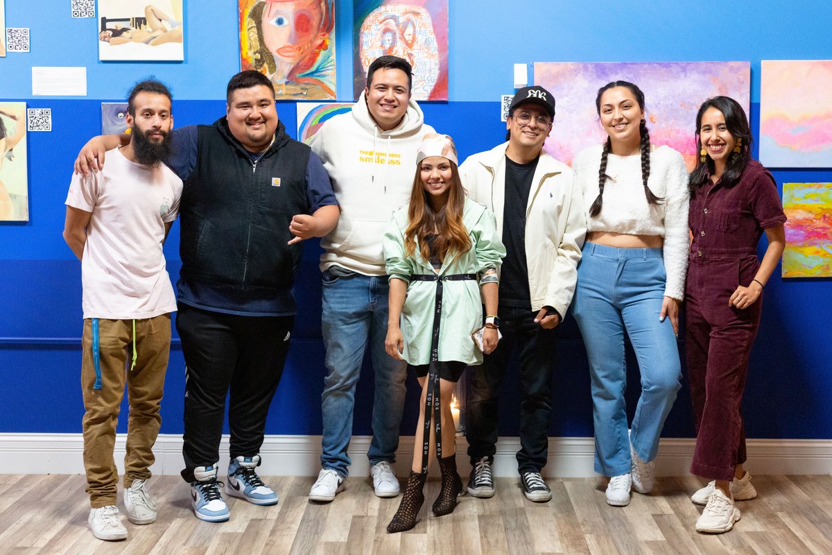 LyanneAlfaro's tweet photo. Last Friday, @Web3Familia packed @mbmhmc for Chicago's first Latinx NFT gallery. 

We had the pleasure moderating a panel with artists who are eager to collaborate and establish ownership in an emerging Web3 space. Read about it in today's
@MonedaMoves: https://t.co/KquJcF6inH https://t.co/CYt8Sxhp4w