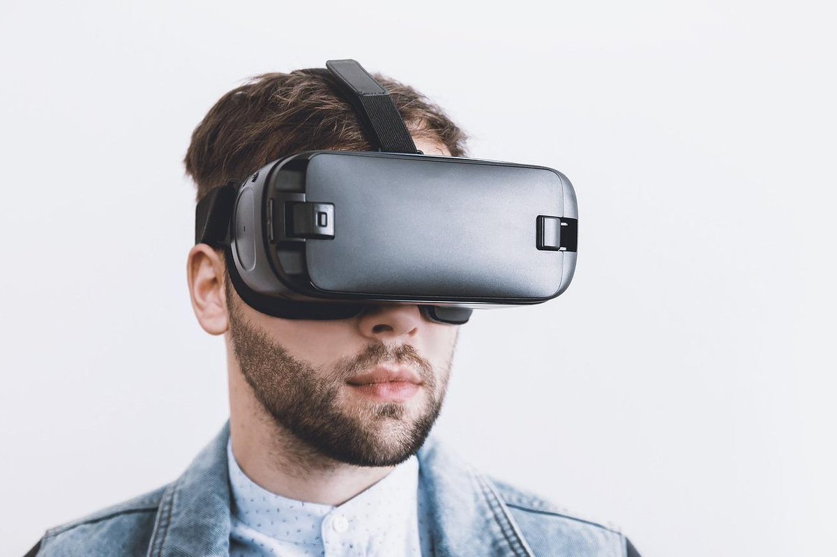 New publication: Major traumatic injury sustained during use of a virtual reality (VR) headset
doi.org/10.1177%2F1460… 
with <a href="/timecritical/">SpeedLink</a>