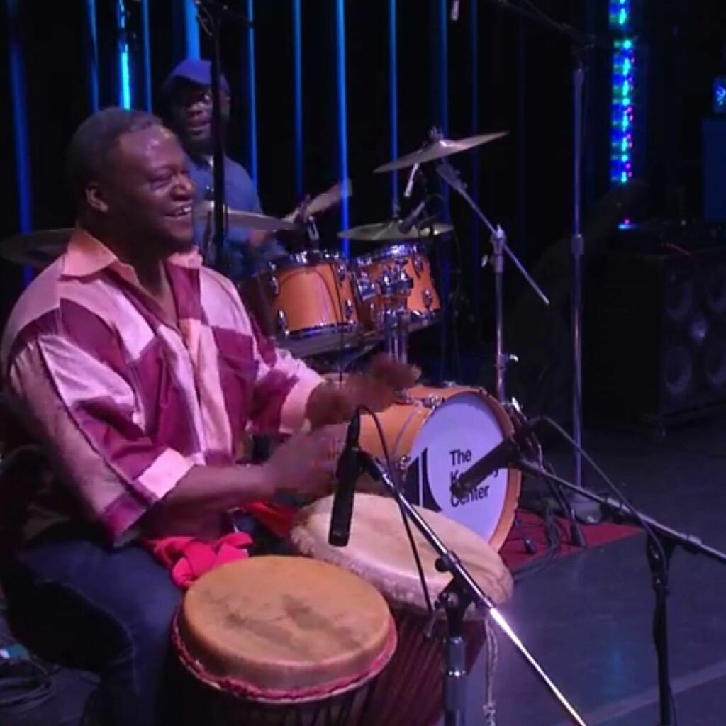 Urban Foli tweet media