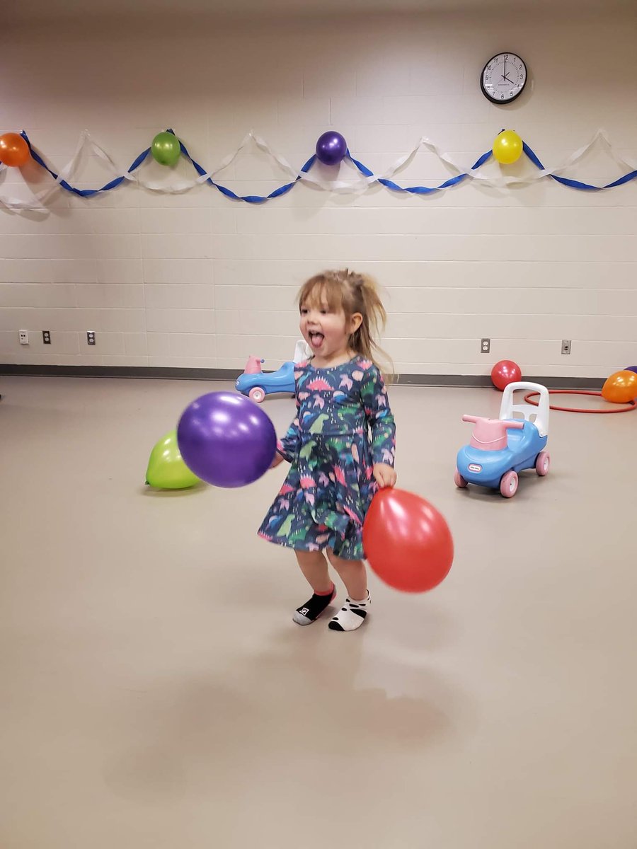 LibbyMbc's tweet image. I went to a child's birthday party yesterday and so many of the women there were pregnant. I'm not sure if I'll ever make peace with my loss of fertility. It's almost as bad as dying young. #sideeffects #sideeffucks #fertilitylose #cancer #metastaticbreastcancer #lossofhope