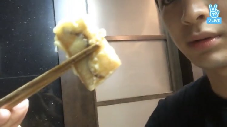bapoonglovers's tweet photo. 아니 근데 진심 쿠크다스 튀긴것 치고는 때깔이 너무 좋아. 제삿상에 올려도될것같은 비주얼임 https://t.co/xlb2qFp3j8