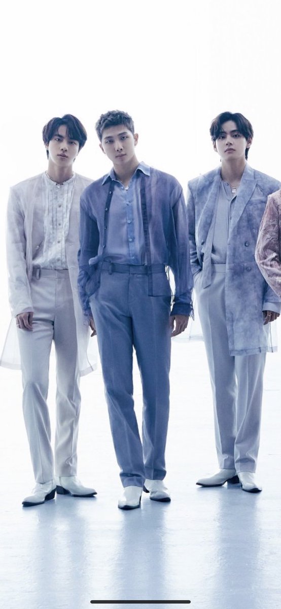 katie_withlove's tweet photo. Ok back to freaking out about my original bias line: the Kim Line. I say original cause it’s changed in many diff ways the last year. Namjoons stance is killing me! #bts #BTS_Proof #Door_ConceptPhoto1 #taehyung #namjoon #SEOKJIN #kimline https://t.co/jyEumdWc38