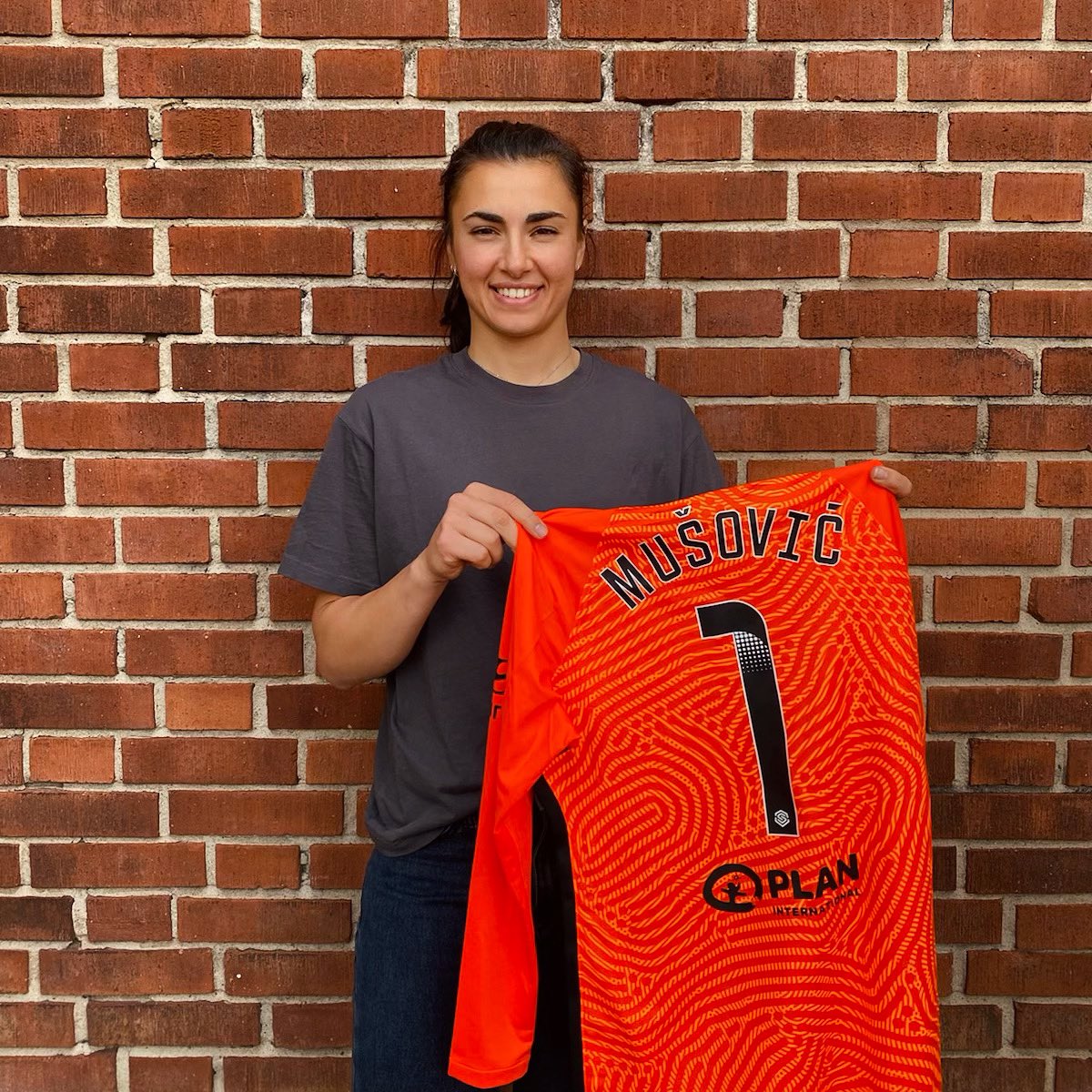 Zećira Mušović tweet media