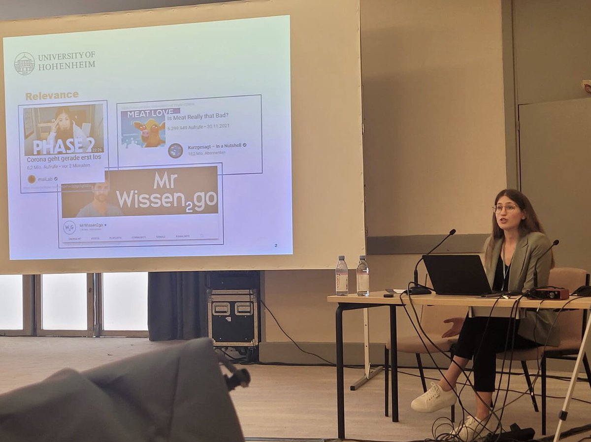 NataschaHetzel's tweet photo. I was very excited to present our work on the influence of the entertaining nature and format of knowledge communication today at my very first #ica22! 
@SchrimpfTobias @Verena05401351 @SchawelJ https://t.co/3RdIlu2ZLA