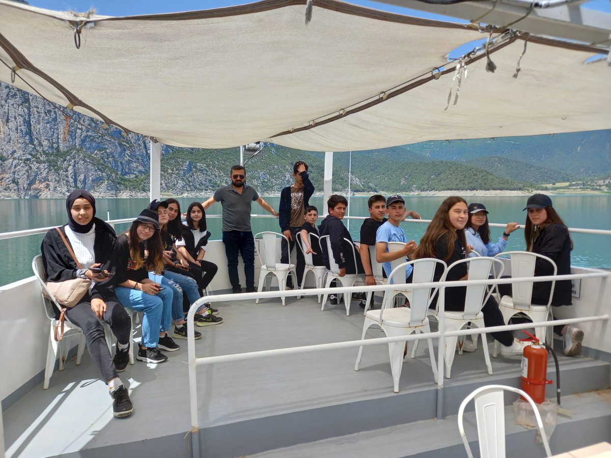 Öğrencilerimiz  Vezirköprü Şahinkaya Kanyonunu, Vezirköprü Tarihi Bedestenini ve Ladik Ambarköy Açık Hava Müzesini  gezerek yakından tanıdılar. 
#benimokulum
<a href="/samsunmem/">Samsun İl Milli Eğitim Müdürlüğü</a>
<a href="/gokhanmurat1/">Murat YİĞİT</a>
<a href="/carsambamem/">Çarşamba İlçe Milli Eğitim Müdürlüğü</a>
<a href="/MustafaOzdmr55/">Mustafa Özdemir</a>
<a href="/yuduf_tanrioven/">Yusuf tanrioven</a>
<a href="/halilkanat/">Halil KANAT</a>
<a href="/OzlemCkmk55/">Özlem ÇAKMAK</a>