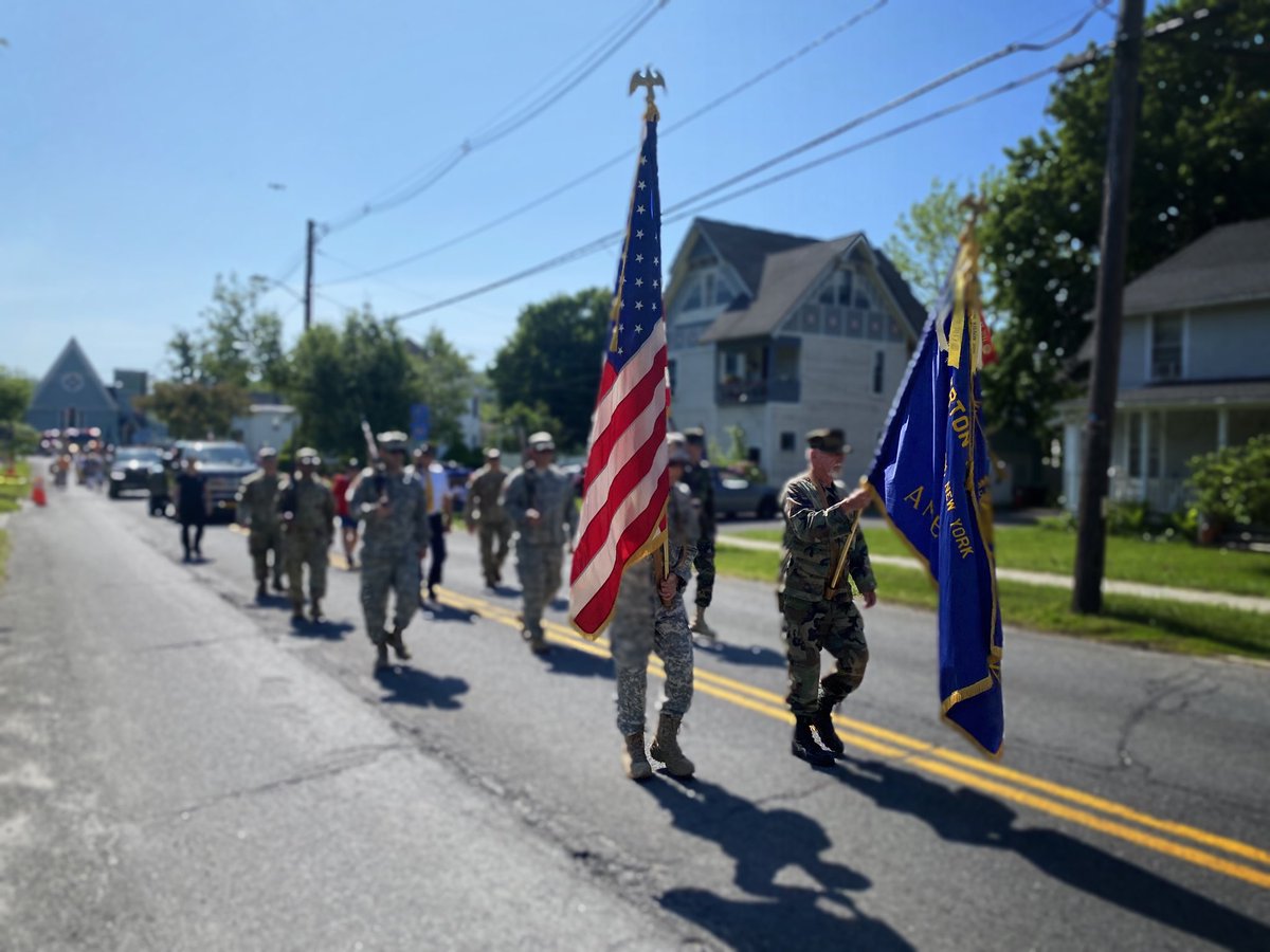 MCaruso_Cabrera's tweet photo. Wonderful #MemorialDayParade in #Millerton this morning, as the town came out to honor our #AmericanHeroes who fought for our freedom.
#MemorialDayWeekend2022
#MemorialDayWeekend
#MemorialDay2022
#MemorialDay https://t.co/U2NcIJhaJ3