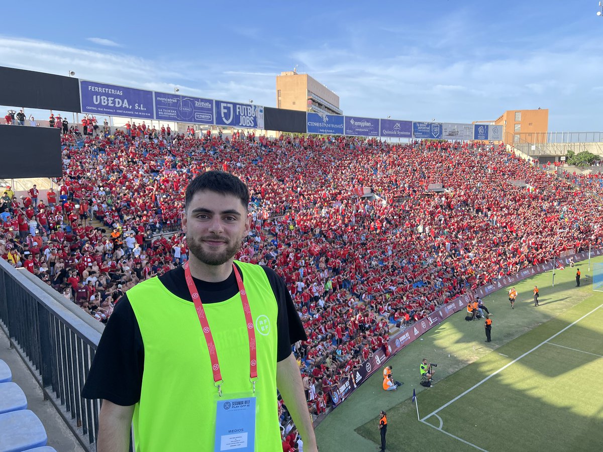 ¡¡NUEVO VÍDEO!!

El Real Murcia ha salido del infierno y es de Primera RFEF. Después de 11 años, ha vuelto a ascender con miles de granas fuera de casa.

Un día para emocionarse y gritar que el sentimiento murcianista está muy vivo. 🔴⚪️

▶️ youtu.be/a4qvLnO5uJo ◀️