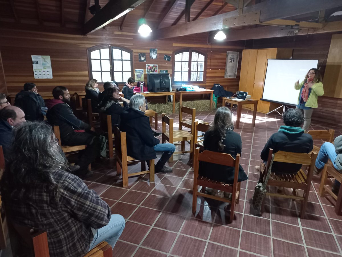 MVDResiliente's tweet photo. Continuamos con la elaboración del nuevo #PlanClimatico de @montevideoIM. Hoy desde las instalaciones del  Parque Lecocq, discutimos medidas de adaptación para la preservación de la diversidad. @RCitiesNetwork  #ResilientCities #GlobalWarming #climatechange #CompromisoPorElClima https://t.co/kOob8lAn0d