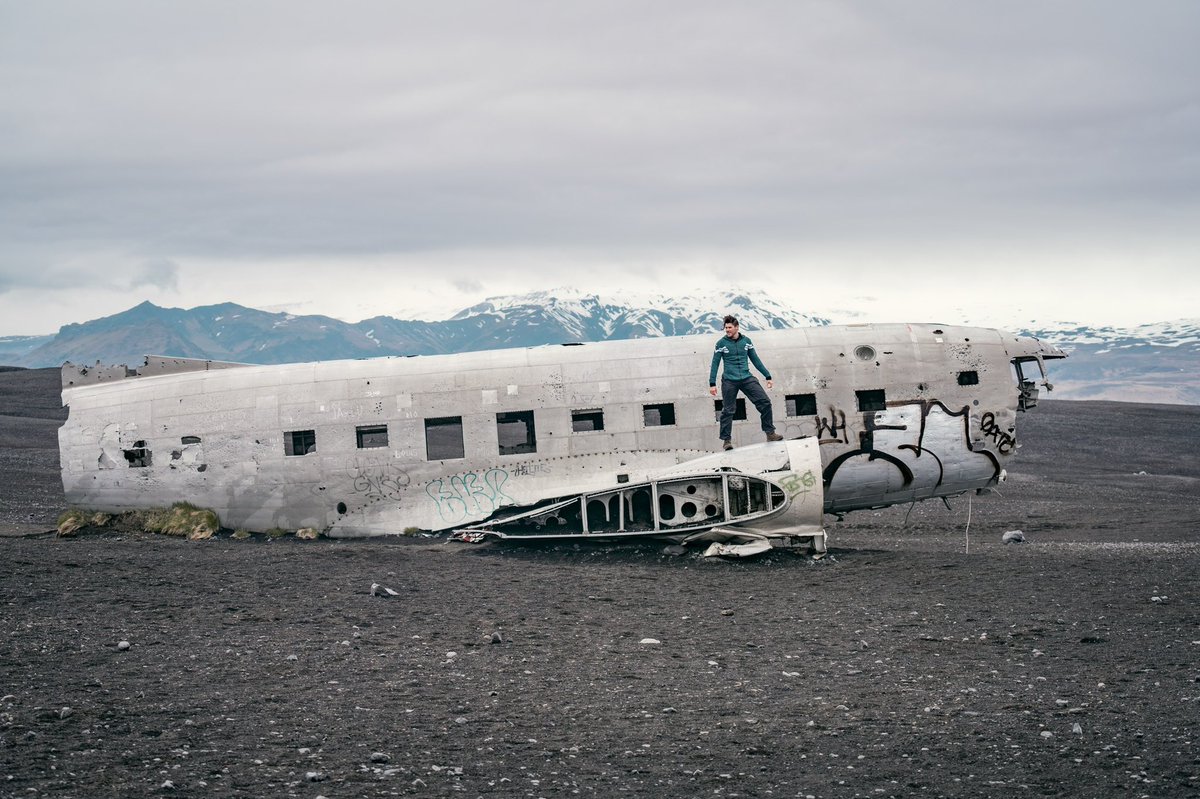itsMaxTrejo's tweet photo. I wonder how many plane wrecks like this one exist! https://t.co/m7RTWEOZIa