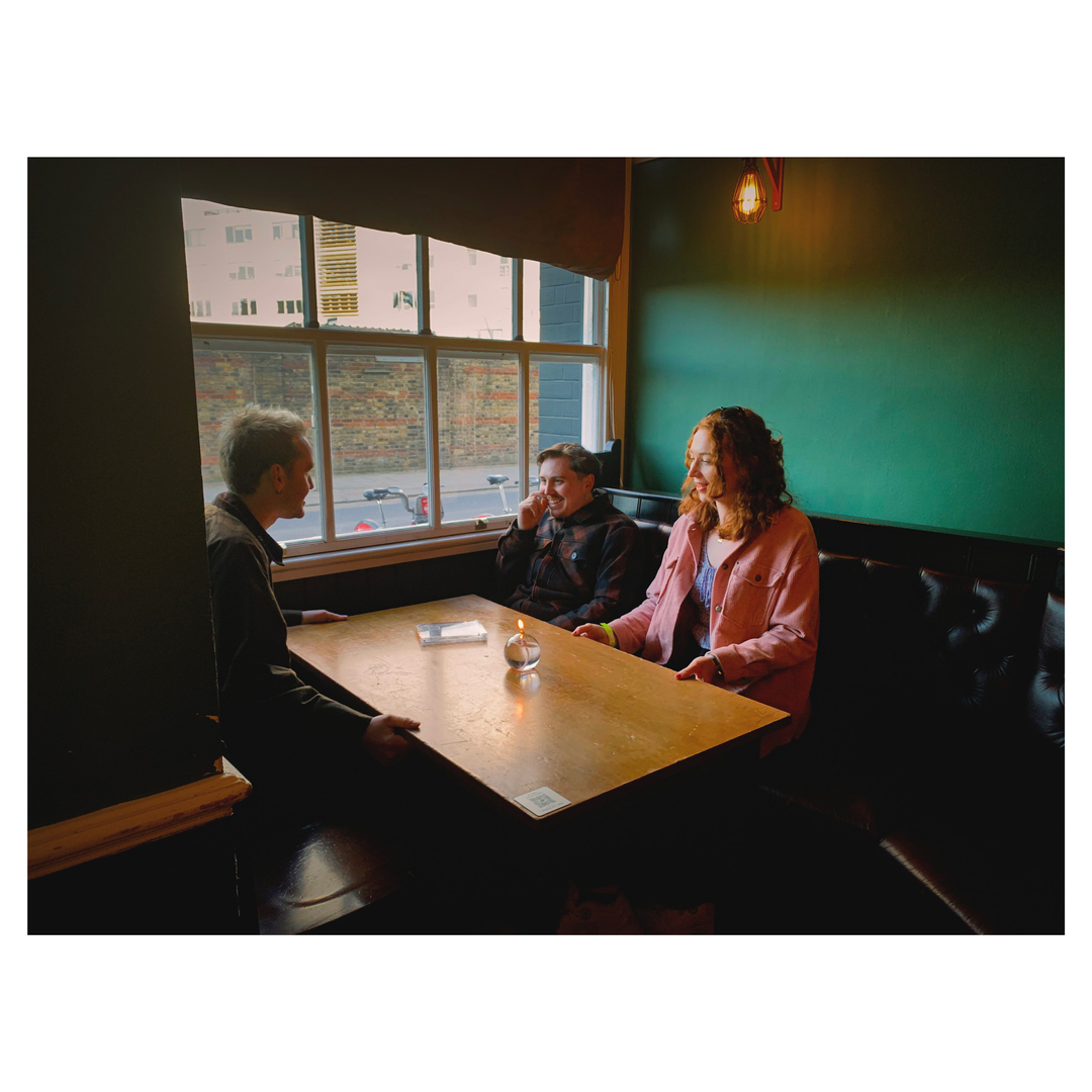 expandedframe's tweet photo. Long time no see
.
.
.
.
.
.
.
#london #battersea #batterseapub #thevictoria #bscexpo #expoweekend #catchingup #greatvegangrub #shotoniphone #madewithlightroom https://t.co/oleS07uEmx