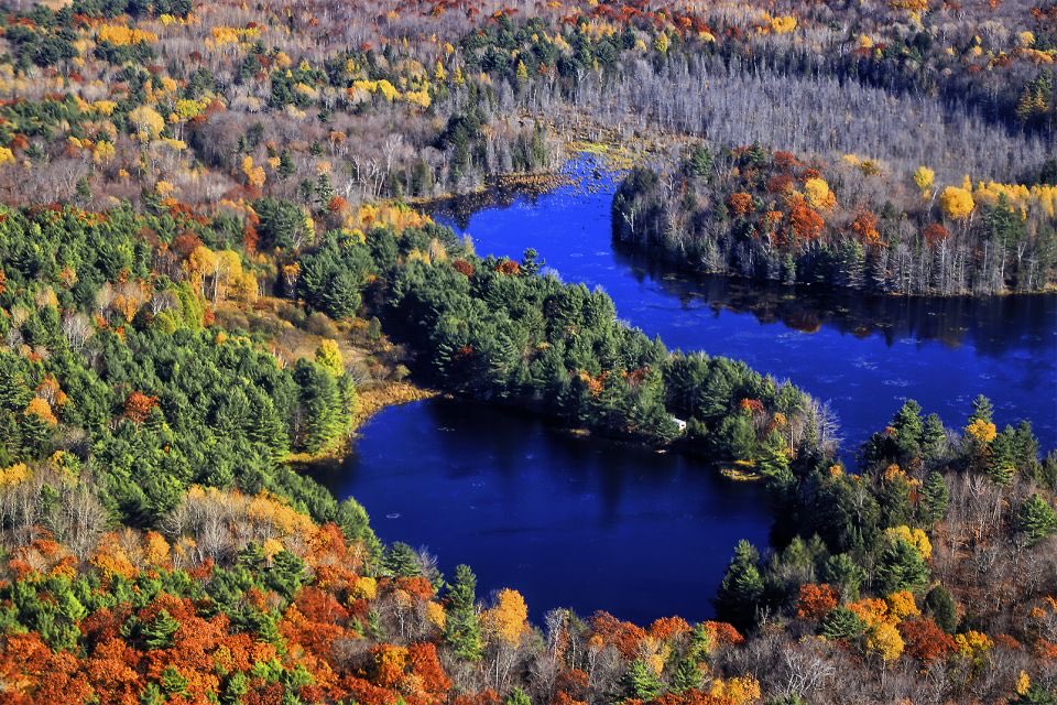 DemetraGaming's tweet photo. La région des grands lacs en Ontario au Canada… 😍😍 Place to visit one Day ! #Neocanada https://t.co/JVk1uFqANv