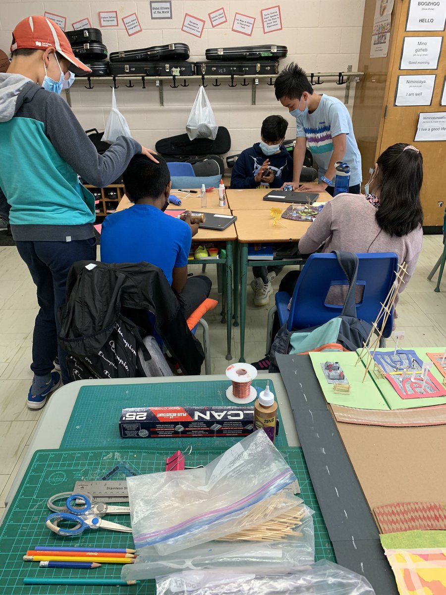 FairglenJrPS's tweet photo. Students in Ms. Luborsky’s Grade 6 class are engaged in an inquiry to design a more environmentally friendly and sustainable space for the community in the Hydro Corridor at Pharmacy &amp; McNichol. https://t.co/0MEhfrTgio