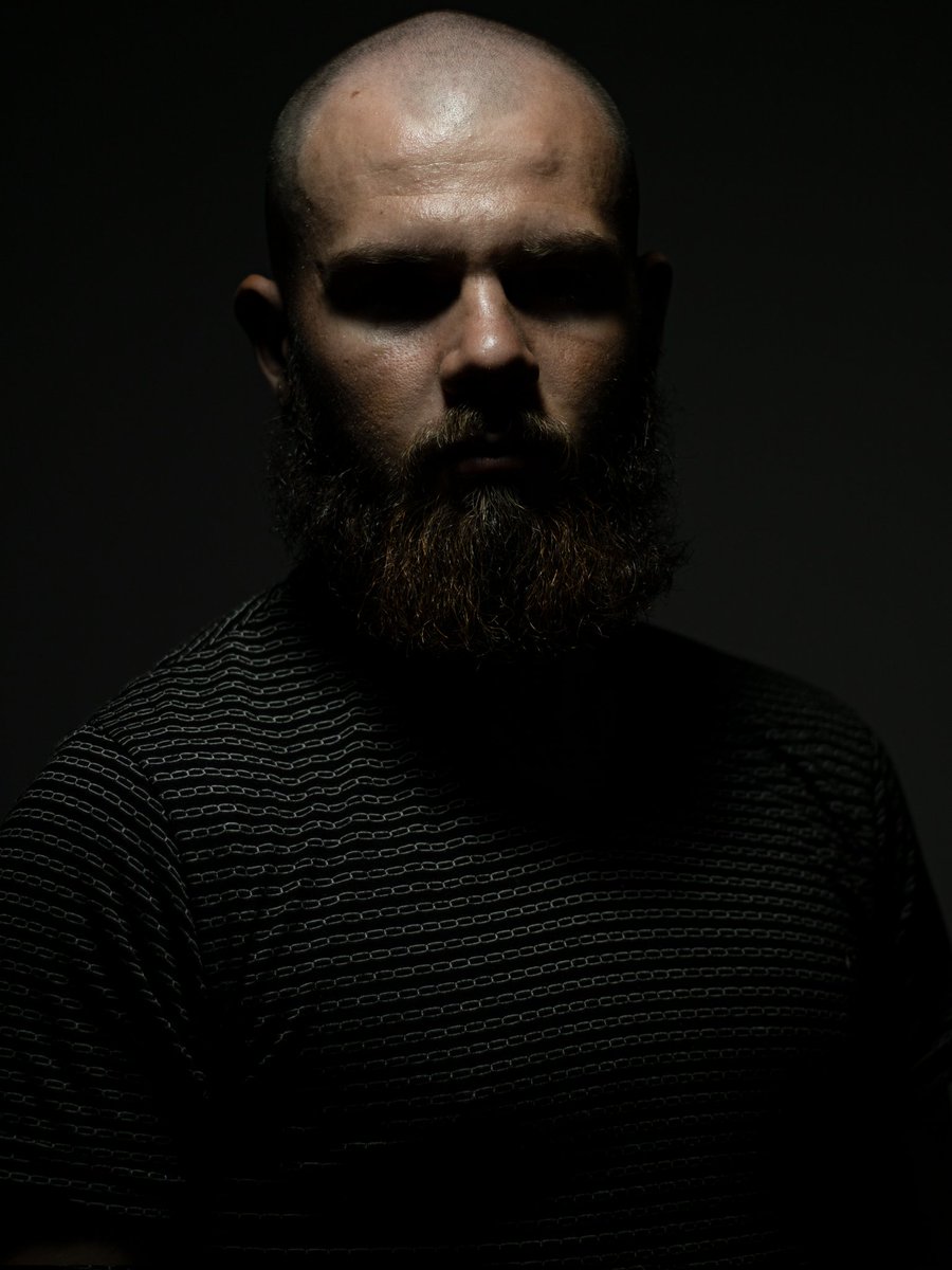 Johnny57904579's tweet photo. I look like a Viking  , don't I?#portraitphotography #fineart #photographer https://t.co/cIohLB7R68
