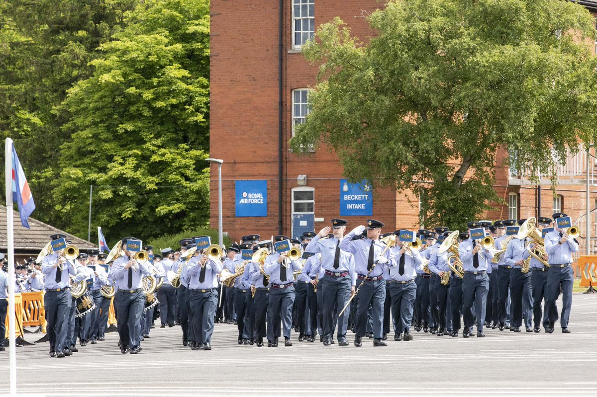 RAFHalton's tweet image. RAF Halton are proud to have welcomed personnel from across the Royal Air Force for rehearsals for the Queen’s Platinum Jubilee Pageant on Sunday. The parading troops have worked hard and are enjoying preparing for this prestigious event. 

#RAF #PlatinumJubilee
