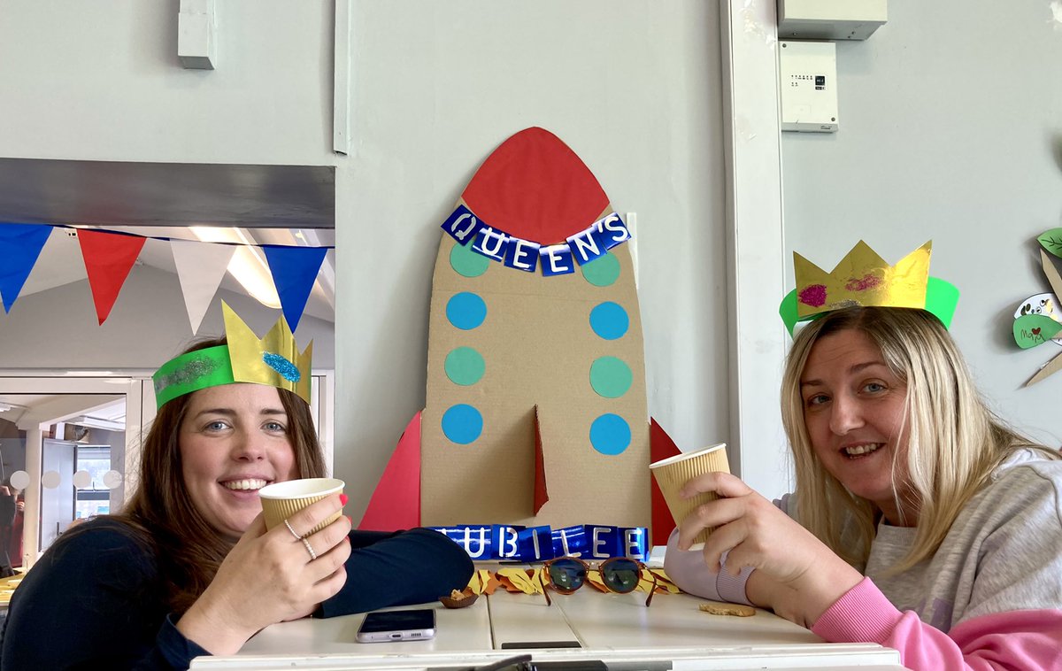 Fairwater_Hub's tweet image. Jubilee party

We had a lovely early jubilee party with food, balloons, chat and music. Thanks to everyone who came along and to our local Fairwater Co-op and Tenancy Support who donated sandwiches, pop and crisps. #JubileeCelebration #libraryparty @coopuk #tenancysupport