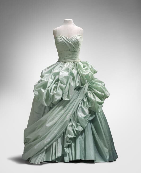 Dior throws it all at this #Frockingfabulous number from 1953... maximum luxe! Via the National Gallery of Australia.