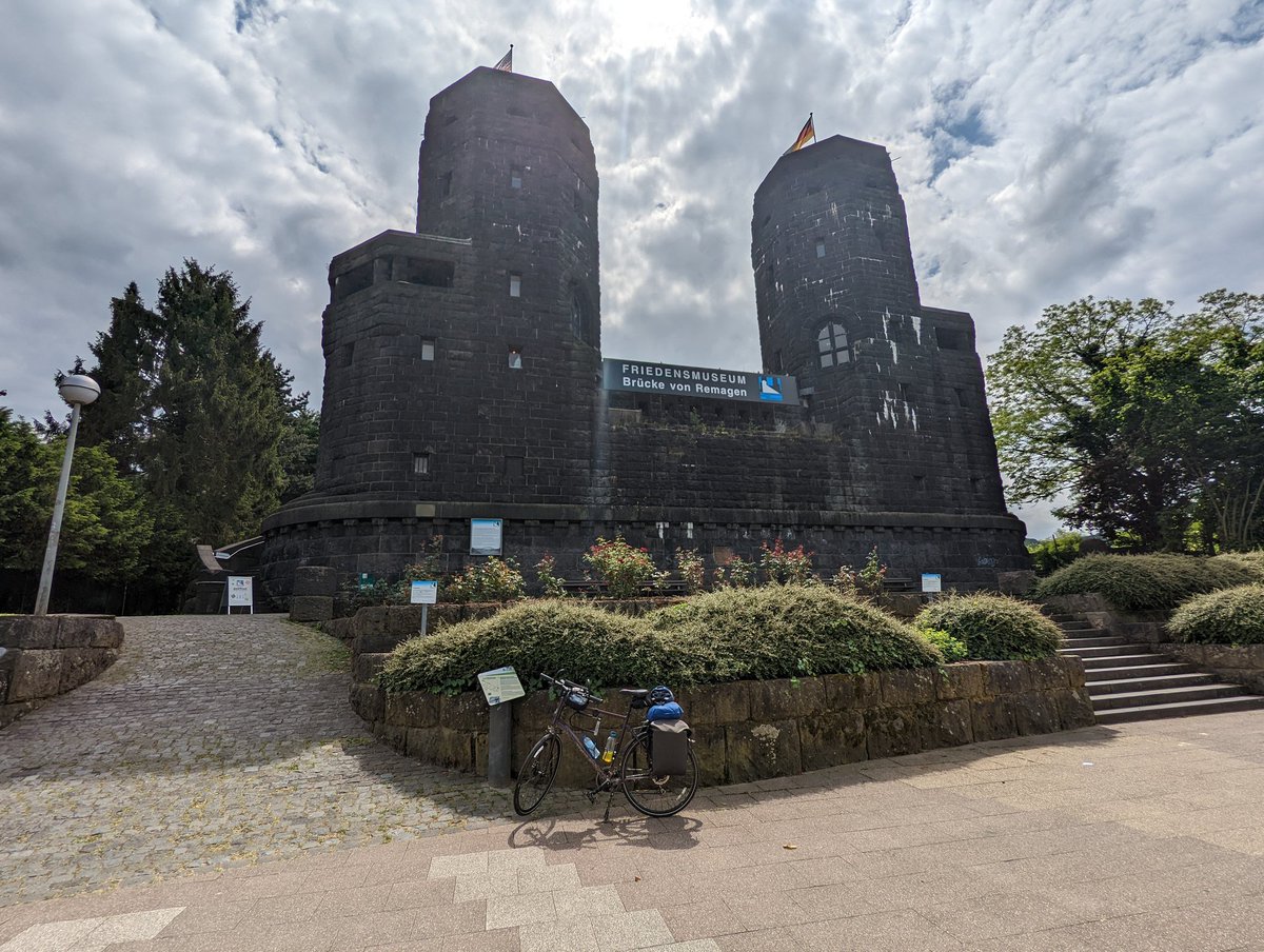 YoungFennell's tweet photo. DAY SEVEN
104km done today in the end and got to Koblenz 🇩🇪. A beautiful little city. A nice mix during the day of scenery, WW2 history and mass industry.#A2B #EV15 https://t.co/MPAm4wD9IW