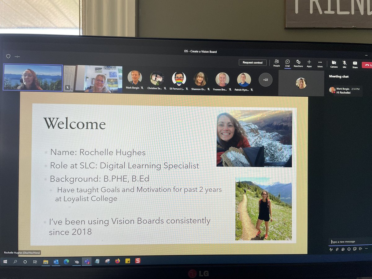 AWatsonCovey's tweet photo. #LCCSLC 2:15pm session Create a Vision Board with Rochelle Hughes #visionBoards @whatsinsideslc https://t.co/5WFElWlcv9