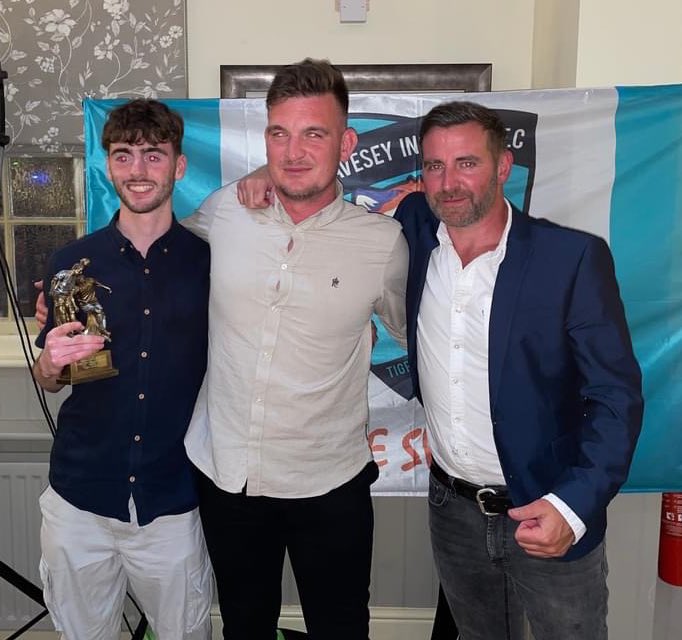 SwavOfficial's tweet photo. Ressies Season awards:
Players player: @hitchins_sam 
Managers players: @SkeltonAsh &amp; Ewan Tester
Top goal scorer: @hitchins_sam 
Goal of the season: @hitchins_sam 
Gaffa &amp; Chairman in the photos too💙#UpTheSwavo https://t.co/rxfRoBnXix