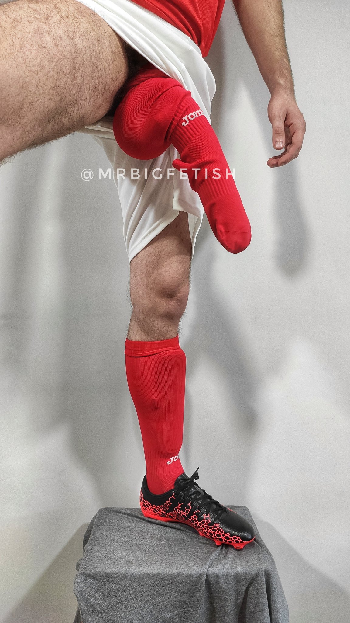 MrBigFetish 🍆🔞 on Twitter "I JUST FOUND MY LOST SOCK!! 🤩 Thanks for