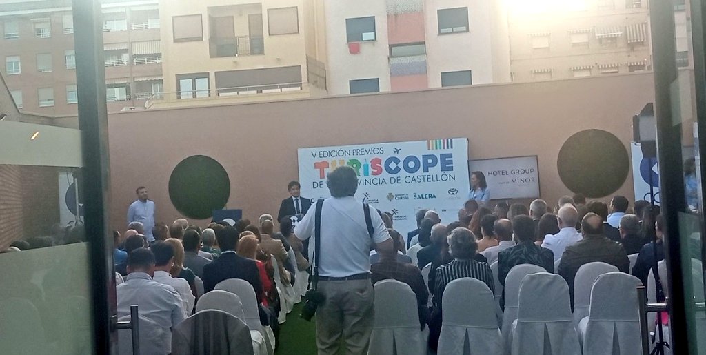 icamilosidro's tweet photo. 📸 @copecastellon celebra hui dilluns 30 de maig de 2022 a l'hotel NH Turcosa del Grao de #Castelló la gala dels Premis #TurisCope https://t.co/O3ryDvWpXB