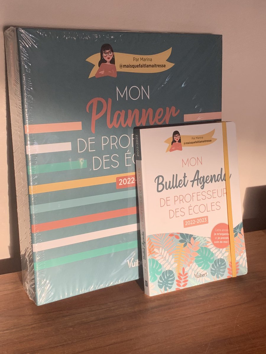 C’est Noël aujourd’hui, ton sapin fleuri… livré à la mauvaise adresse en plus. Mais je l’ai ❤️❤️❤️<a href="/Lamaitresse2/">Maisquefaitlamaitres</a>