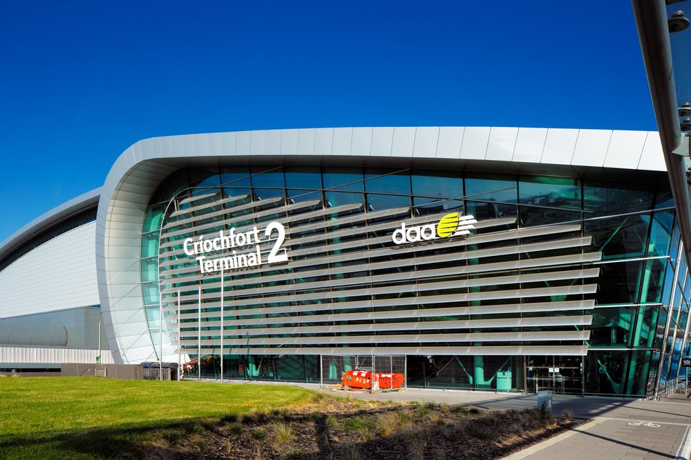 Things To Do While Stuck In Dublin Airport: INTERMINABLE queues that are longer than a giraffe glued to the top of a ladder have been a feature of Dublin Airport life for some time now. But rather than wallowing in the fact you’re going to miss multiple… dlvr.it/SRKVr7