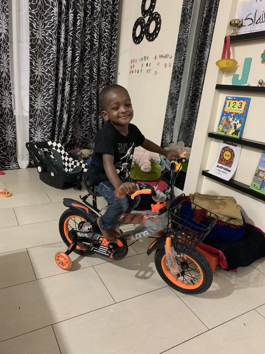 OneTiredMum_'s tweet photo. Abdurrahman got his Bychiku!!!😁😃🎉🎊. Thank you so much Sir! Jazakallahu Khairan! May Allah enrich you a thousandfold! 🙏🏾🙏🏾🤲🏽 https://t.co/09n0iwIQCg